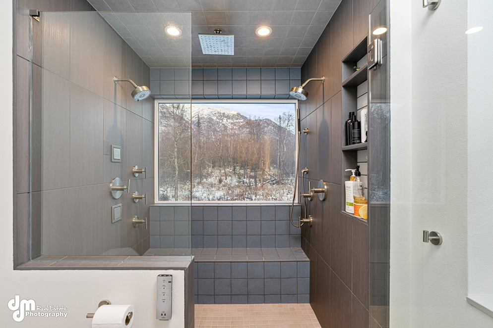 Large dual shower in custom built home in Alaska